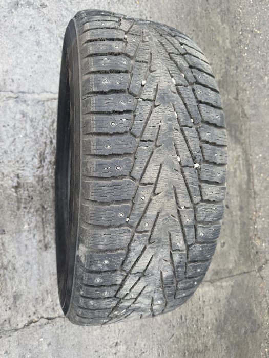 зимний шипы 285/60/18