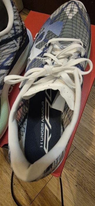 Маратонки Under Armour  VELOCITI ELITE 2 -45.5 н.