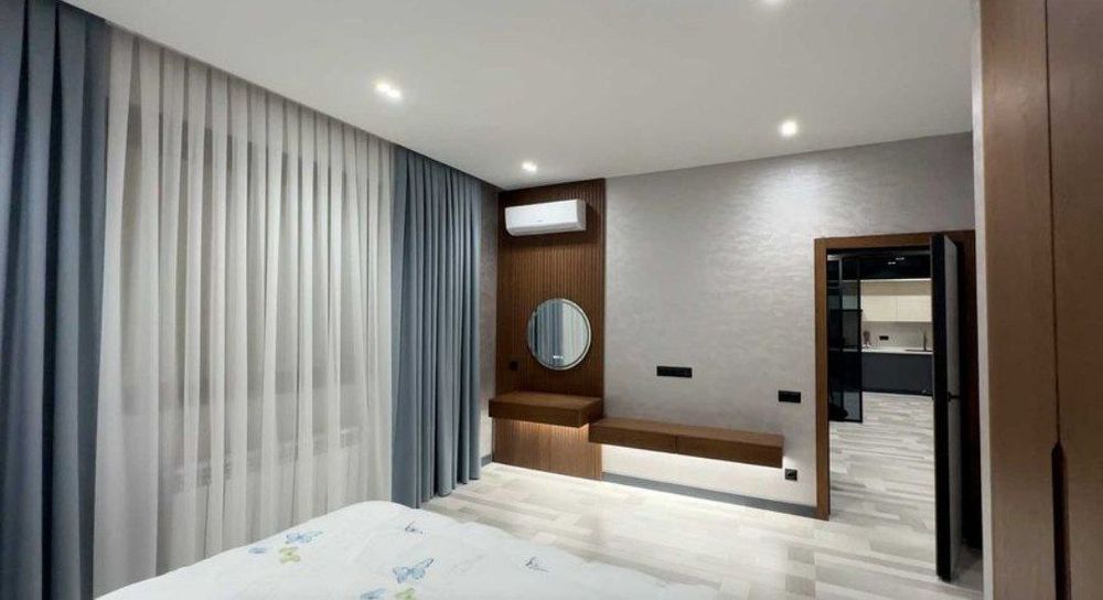 Чиланзар 4-кварталь  новза метро 2 комнатная квартира аренда