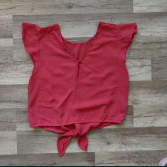 Къс цикламен топ Bershka