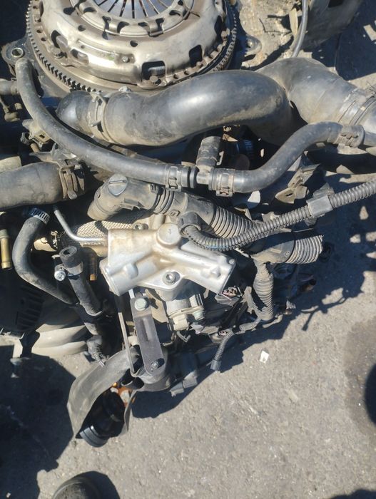 Cutie motor vw golf 4 1.6fsi bad pompa înalte ambreiaj