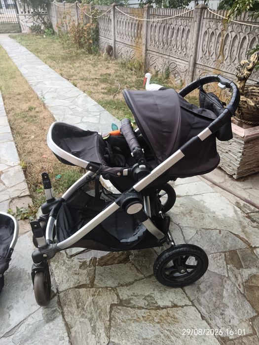 Cărucior gemeni sau frati city select