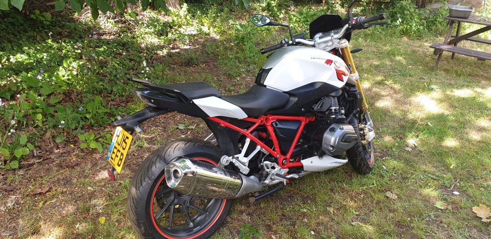 Motocicleta bmw r1200r