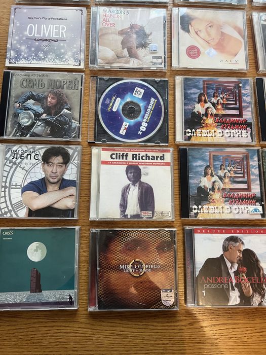 Продам cd диски фирменные