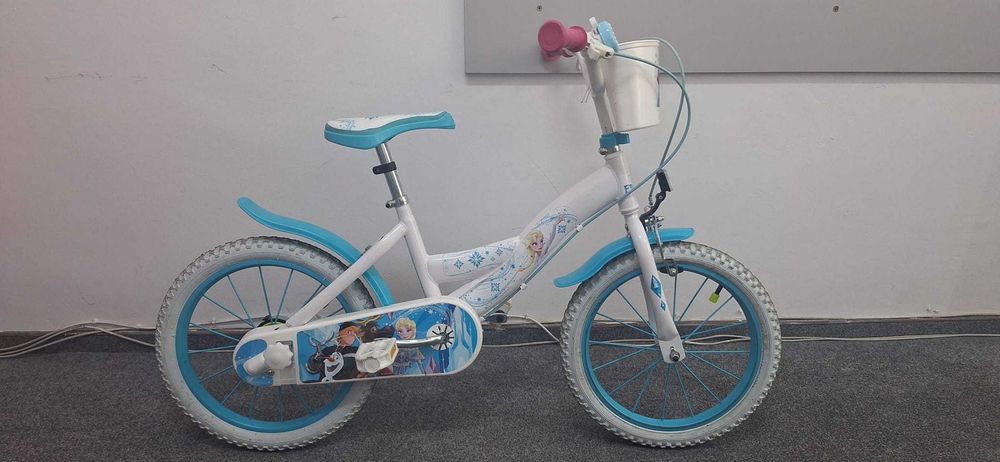 Vand bicicleta cu frozen pentru fete ,marimea 16 inch. Stare perfecta, foarte puțin utilizata.