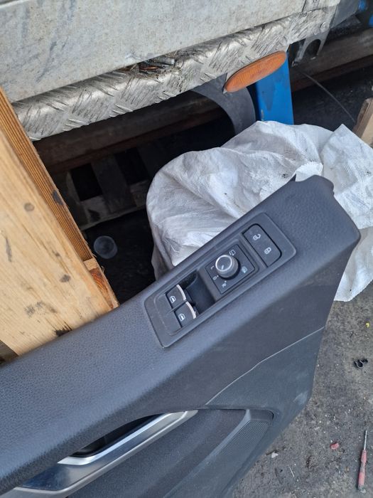 Tapiterie fata usa interioara panou vw t6 multivan caravelle transport