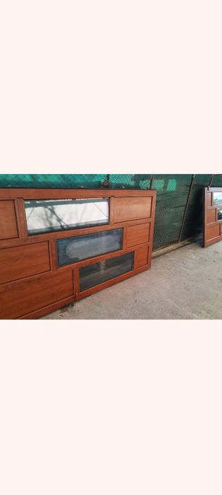 Vând doua uși din termopan. Dimensiuni 270 inltime și 145 lungime