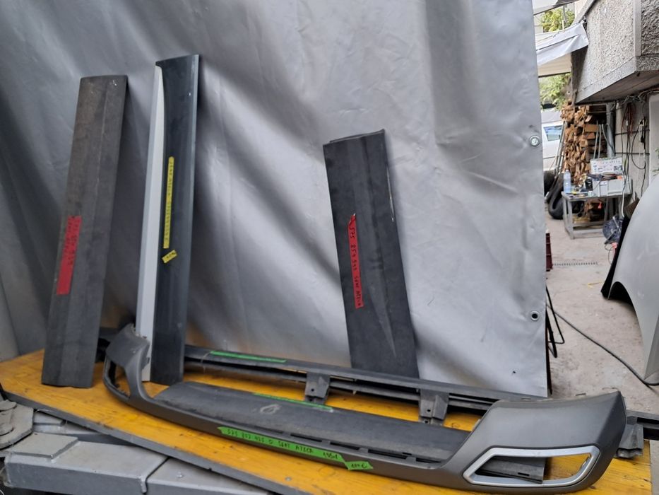 Лайсна  Врата  лайсна задна броня Праг Seat Ateca