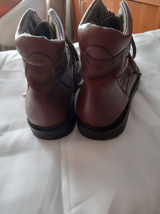 Спортни /туристически/ боти на ROVER, ном.40 и TAMARIS ном.37, 38