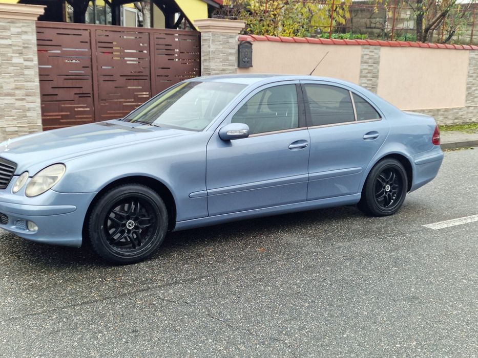 Mercedes e an de fabricatie 2004