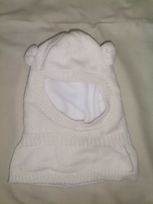 Caciula noua pt bebe, tip cagula, cu urechiuse (86-98 cm / 12-36 luni)