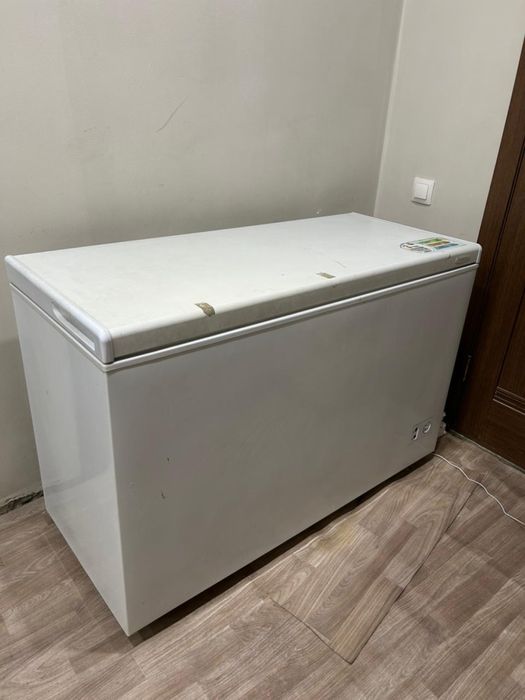 Продам морозильную камеру