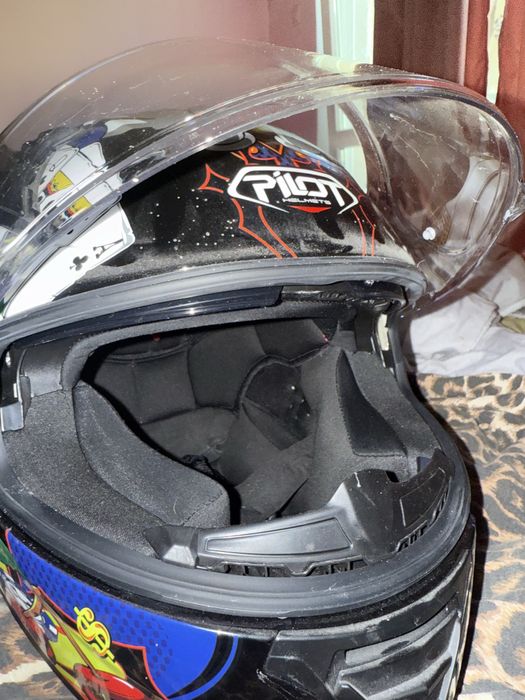 Pilot мото-каска разбер L