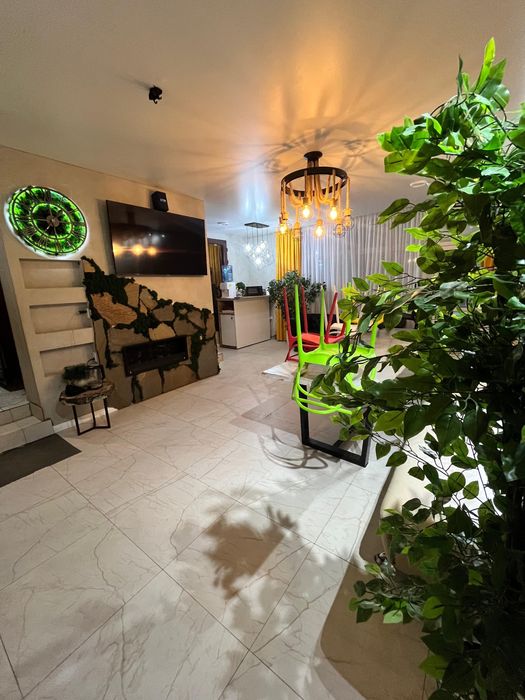 Баня с уличным бассейном, беседка