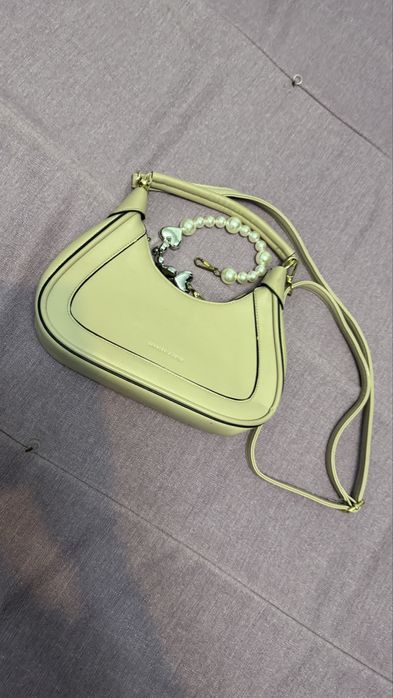 Бежевая Сумка б/у с 3 ремешками