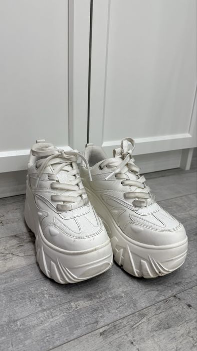 Кецове Bershka 37