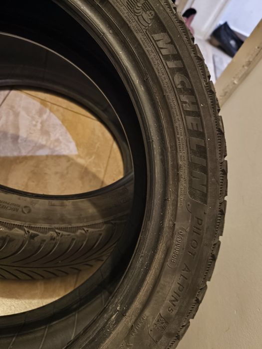 Комплект 4 бр. зимни гуми Michelin Pilot Alpin 5 225/45 R19 (DOT 2022)