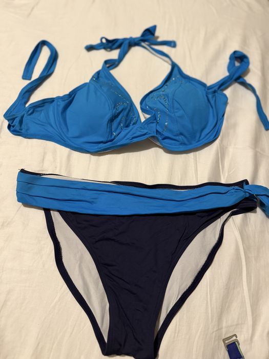 Продам женские купальники