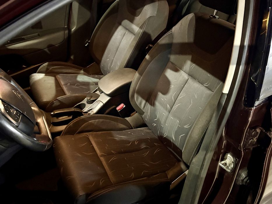 Citroen C4 1.6i 2011г.