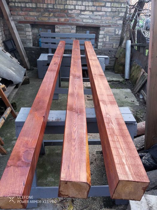 Продавам дървени греди - 12/12/3м. ,10/10/3м. ,чисто нови ,обработени