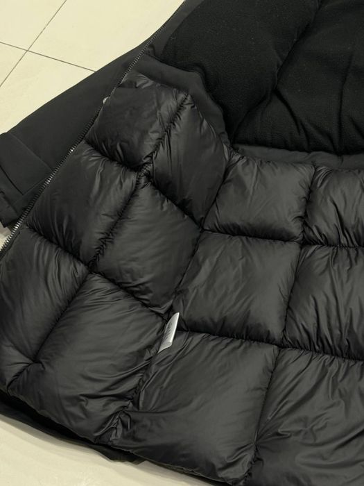 Продам куртку новую