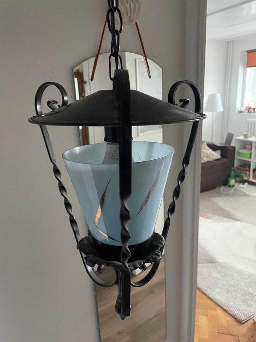 Lustra vintage, practica si usor de montat