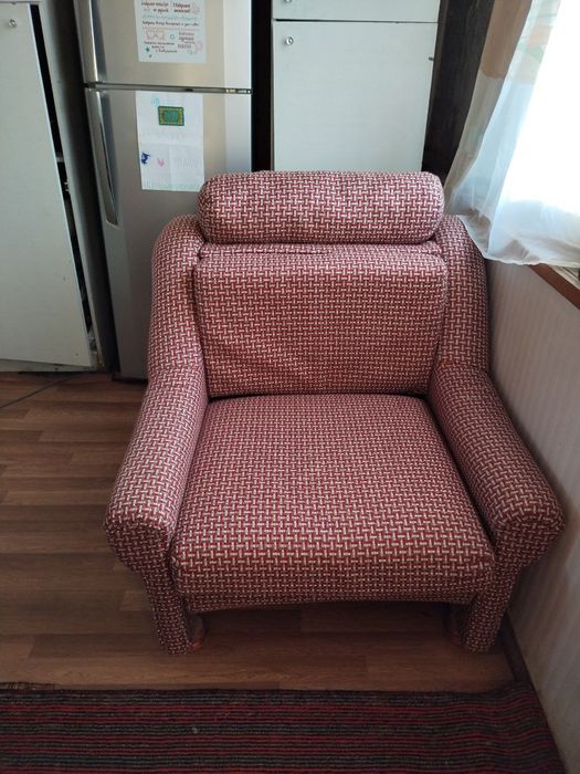 Диван и кресло-кровать