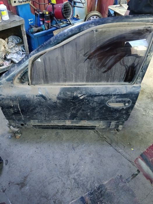 Дверь и стекло lexus gs 300