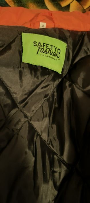 Jachetă de iarnă mărimea M