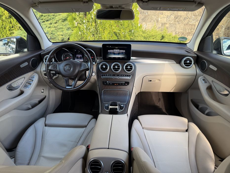 Mercedes-Benz GLC/4Matic 4x4//Bi-Xenon/Automat/Piele crem/Start Stop