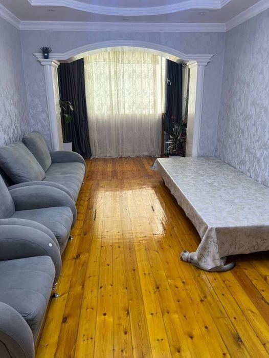 Продается 3х комнатная на м-ве Карасу-2 (Ориентир Академия Милиции)