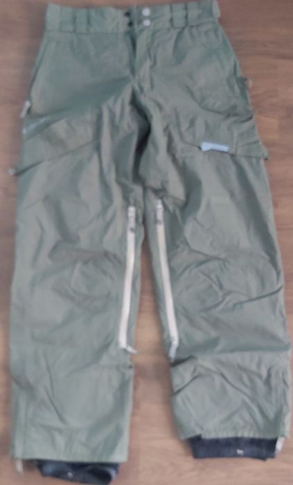 Продавам мъжки ски панталони