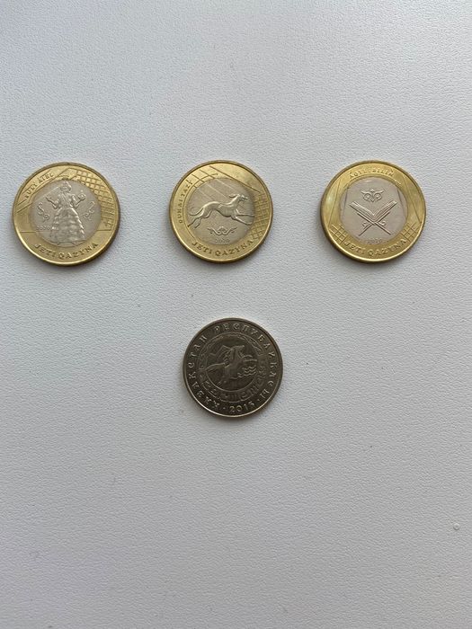 Продам монеты звоните