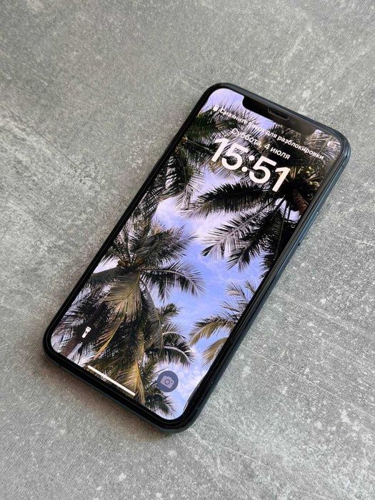 Продам iPhone 11 Pro 256 ГБ
