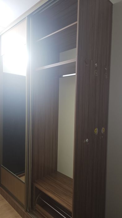 Продам шкаф купе для прихожки