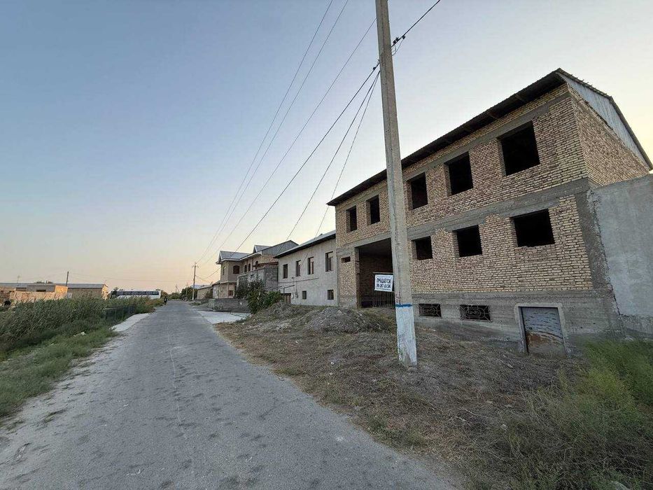 QURILISHI TUGALLANMAGAN BAHAVO JOYDAN 4 sotiqli hovli sotiladi #a952