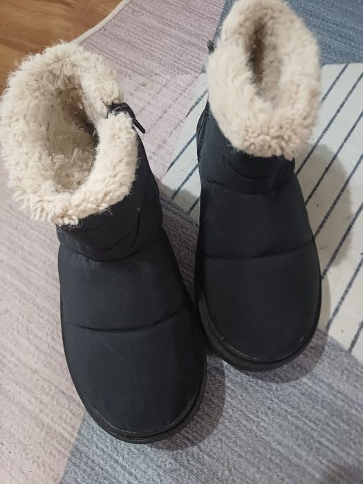 Уги Zara 36 размер