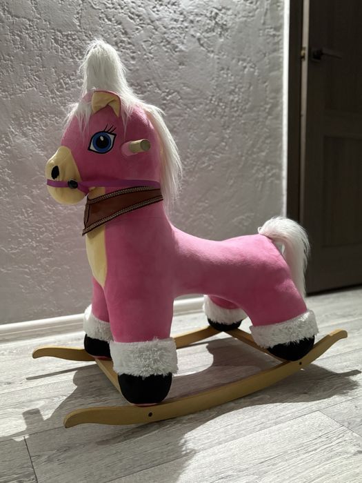 Продам лошадку качалку