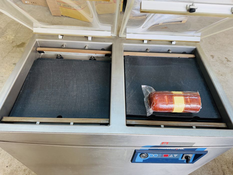 Masina de ambalat cu doua camere, cu gaz  HENKOVAC 340i