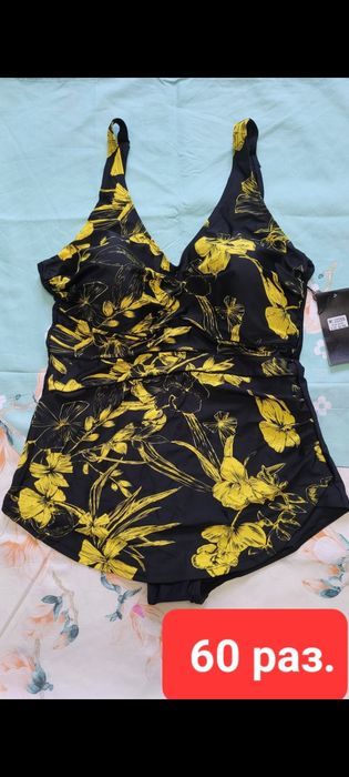 Новые купальники 60 и 58 размеры