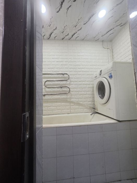 Срочно Продаёт Чиланзар 6  3/1/4 с мебелью техникой ремонт средний !
