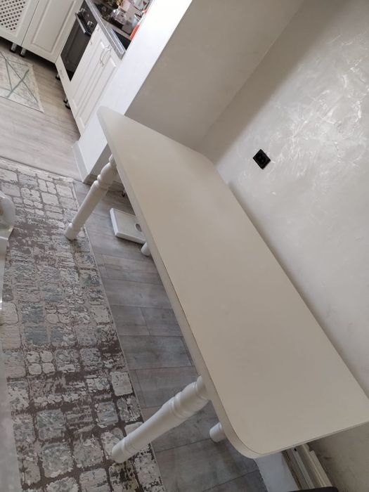 Продам кухонный стол