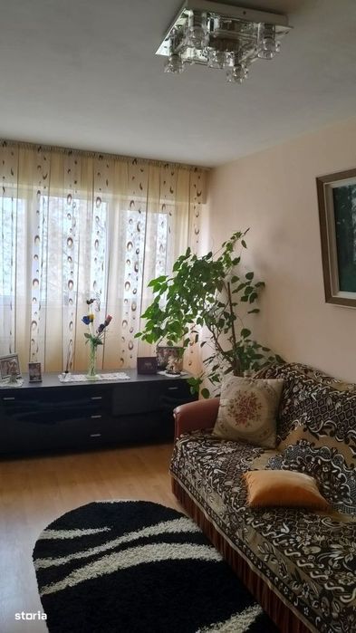 Apartament 3 camere, zona Doja, mansarda proprie