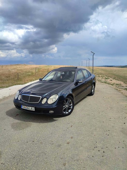 MERCEDES-BENZ E-Class