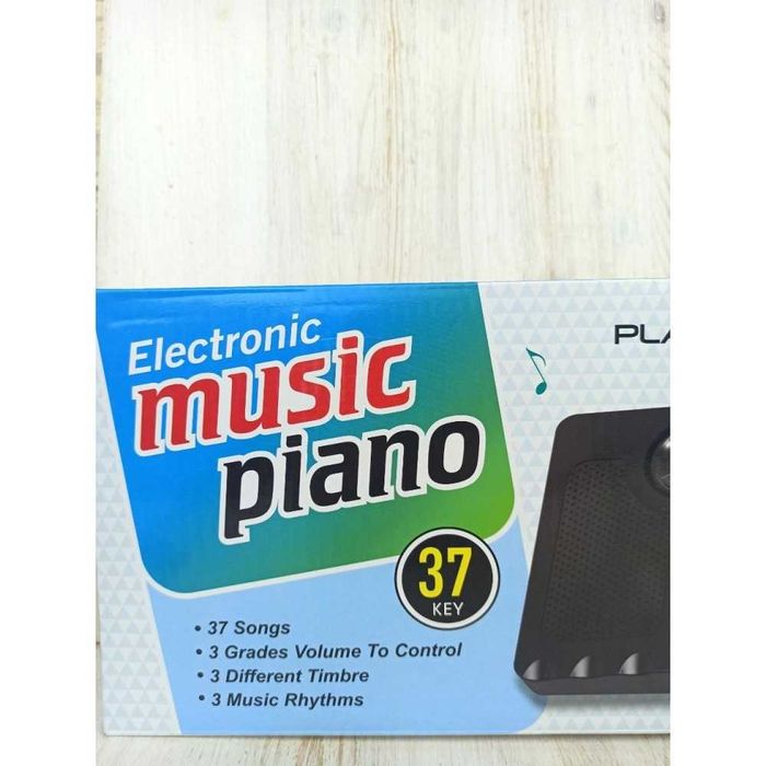 Детска йоника с микрофон, USB и 37 клавиша