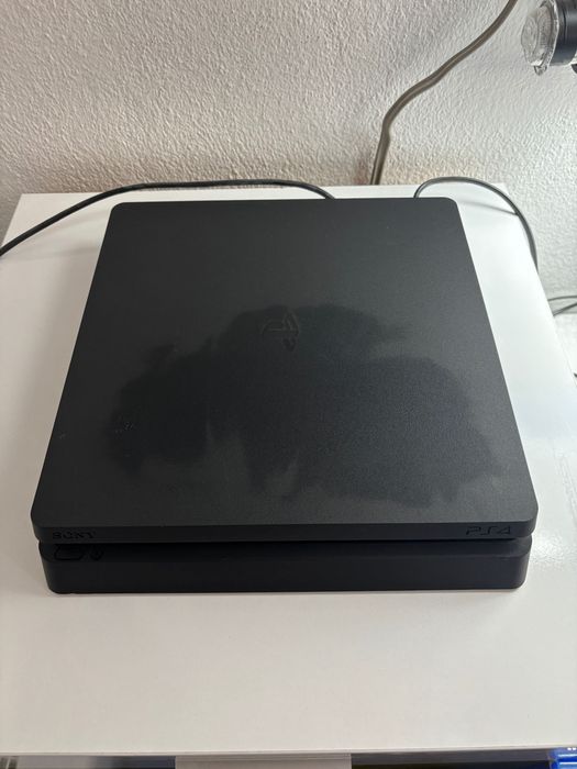 Плейстейшън 4 / 500 GB
