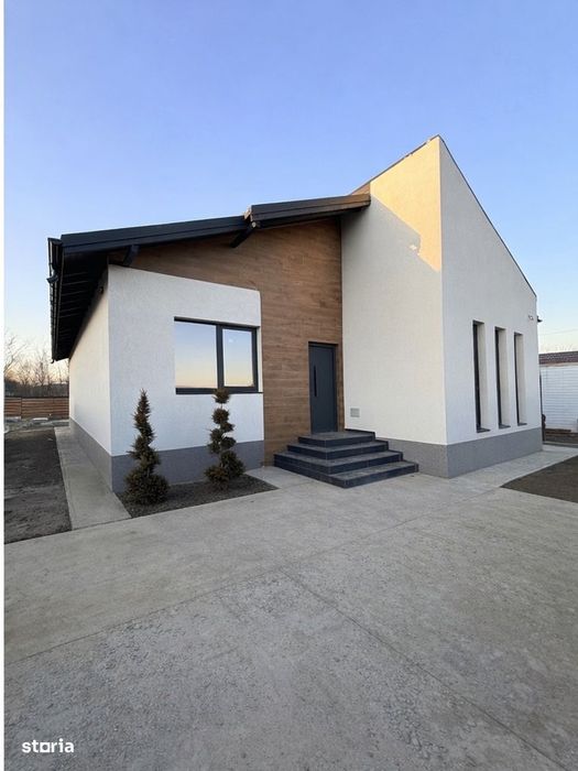 Casa individuală Domnesti, 4 camere 2 băi , 400 mp teren