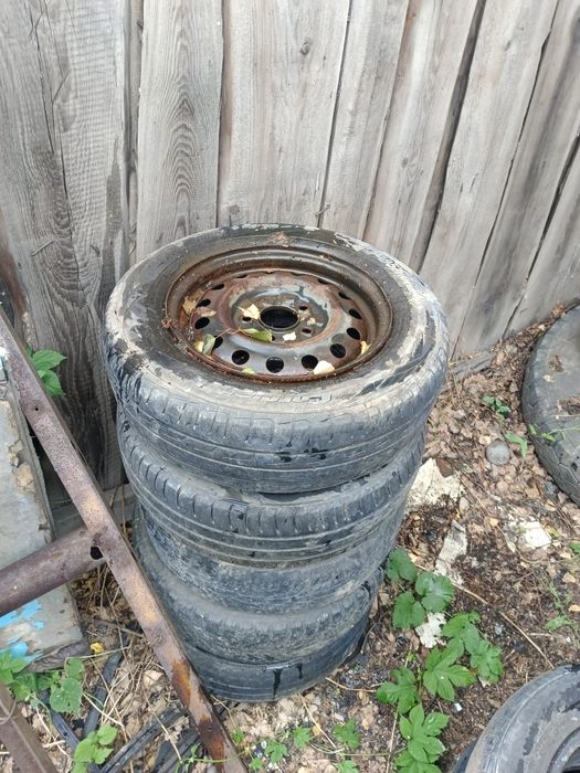 Продам б/ у резину