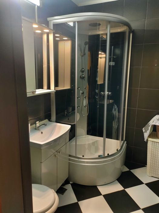 Proprietar,Chirie apartament crangasi 2 camere parter inalt bul.constructorilor Ashan,curat,bloc,scara curata