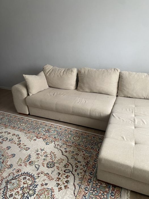 Диван угловой в отличном состоянии